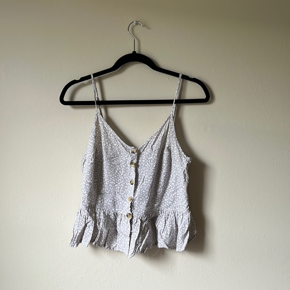 ❤️SOLD❤️ Cheetah Print Button Up Peplum Cropped Top